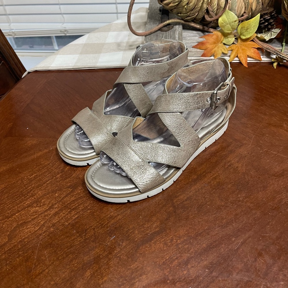 Sofft Metallic Sandals